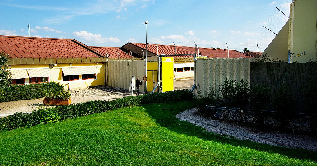 Polisanm&auml;ld chef p&aring; r&auml;ttspsyk k&ouml;ps ut f&ouml;r 2,1 miljoner