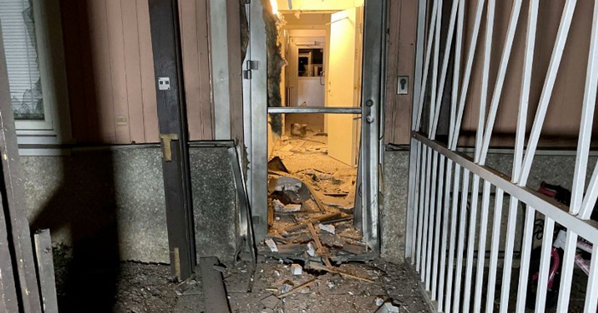 Bomben orsakade f&ouml;r&ouml;delse &ndash; man &aring;talas f&ouml;r spr&auml;ngning i V&auml;ster&aring;s