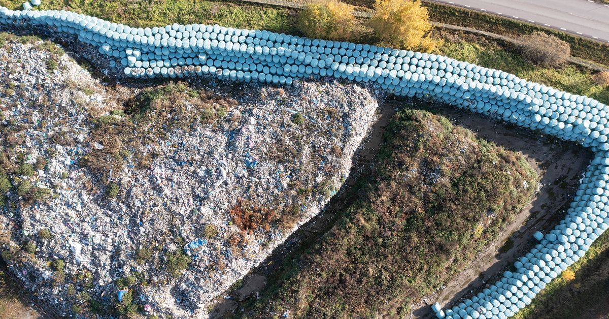 V&auml;ster&aring;s stad vill ta &ouml;ver f&ouml;rorenade marken vid Think Pink-tippen i Skultuna