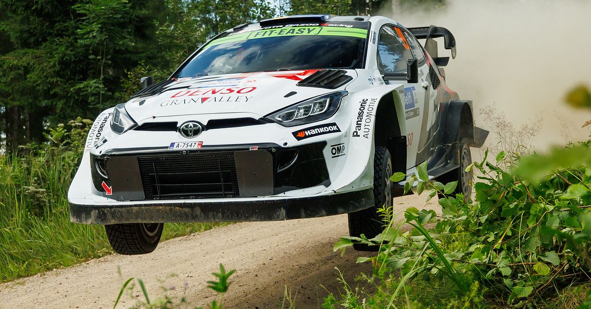 Oliver Solberg mot första svenska segern i rally-VM på 28 år: ”Jag njuter”
