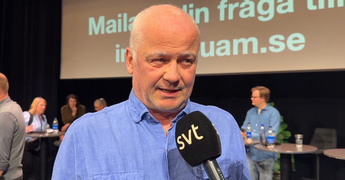 H&auml;r st&auml;lls politikerna mot v&auml;ggen i Seniorfr&aring;gan