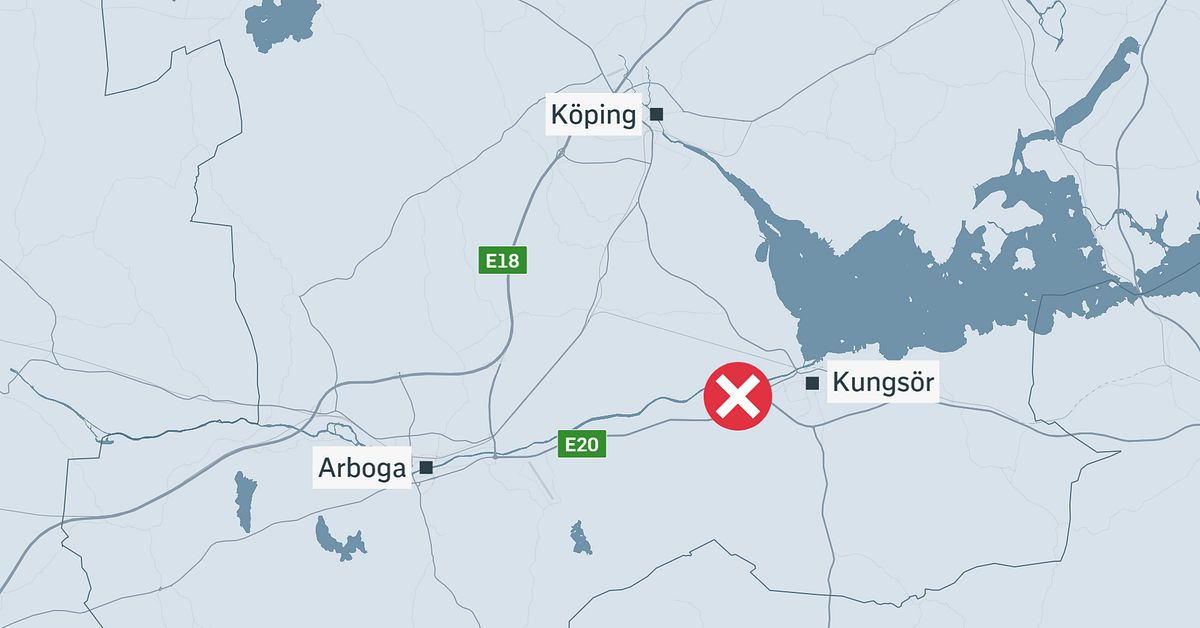 Stopp på E20 i Kungsör – brand i lastbil