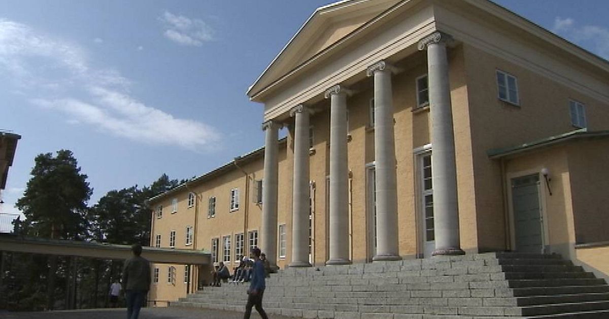 Polisinsats p&aring; internatskola i Sigtuna
