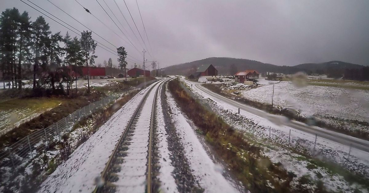 k-med-p-nya-j-rnv-gen-mellan-kilafors-och-s-derhamn-hela-str-ckan