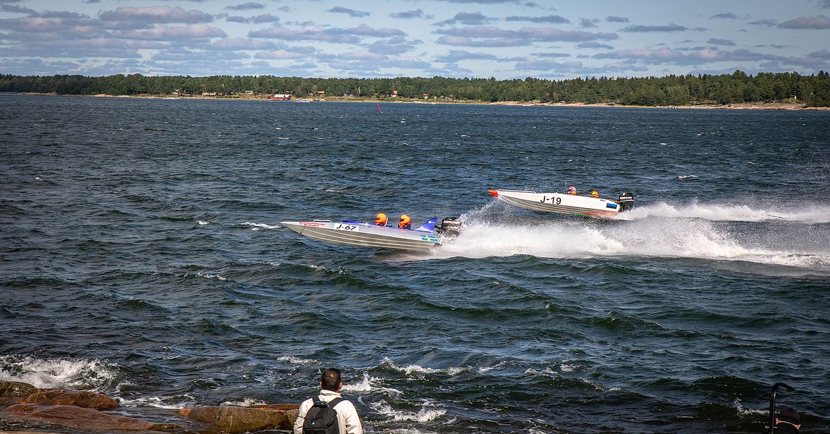 Båtveckan rivstartar i Öregrund SVT var på plats SVT Nyheter