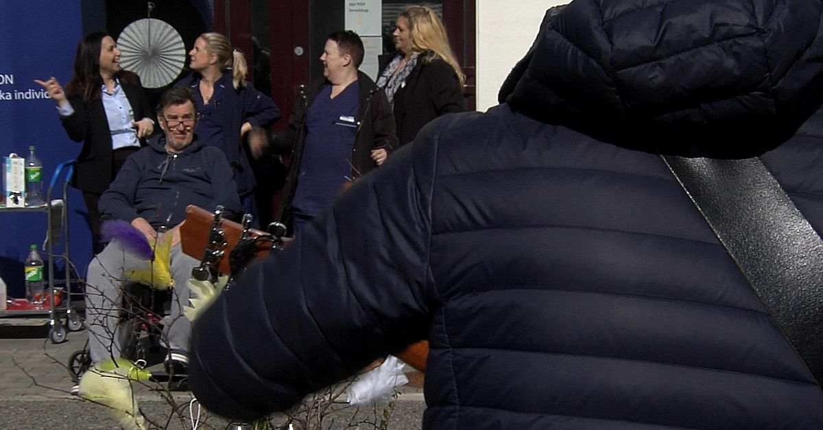 Rock för äldre i coronakarantän | SVT Nyheter