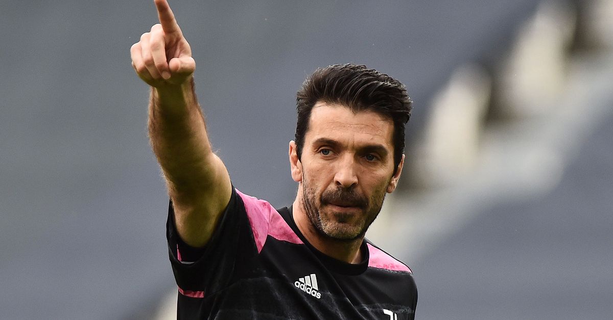 Fotboll: Gianluigi Buffon lägger handskarna på hyllan | SVT Sport
