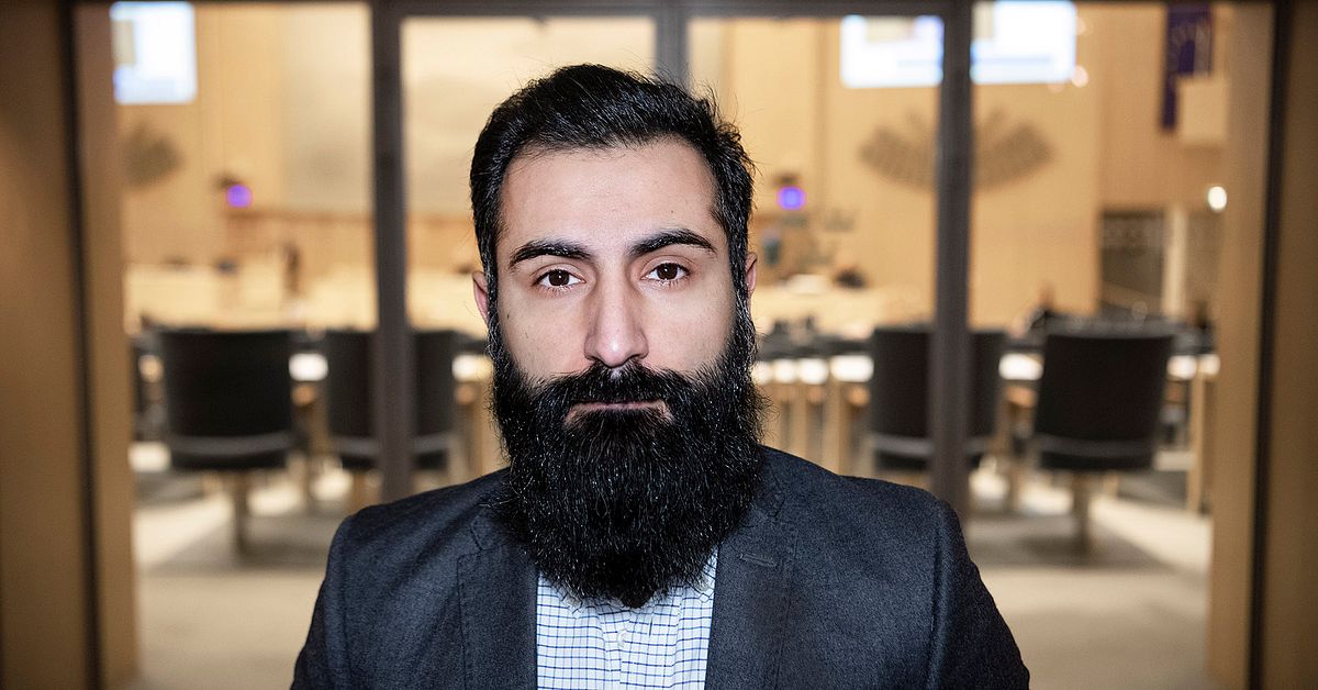 Förundersökning inledd mot riksdagsledamoten Hanif Bali | SVT Nyheter