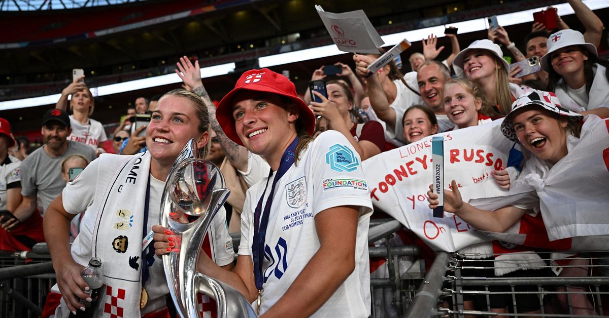 Football: England: “Girls deserve to play football”