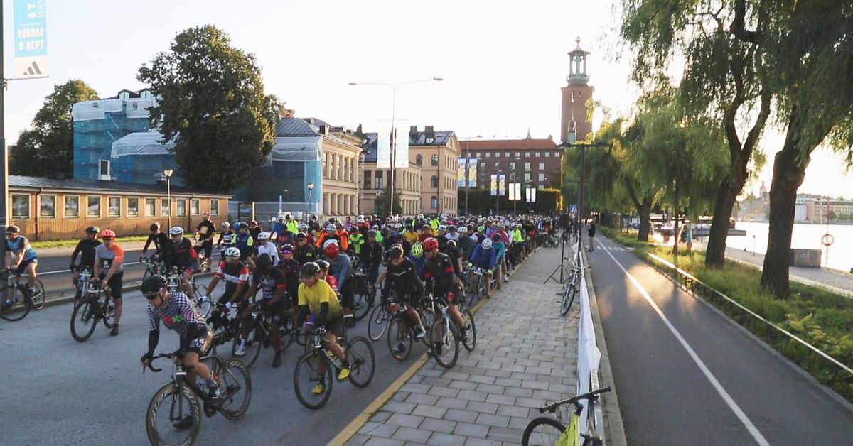 500 deltog i cykellopp mellan Stadshuset och slottet SVT Nyheter