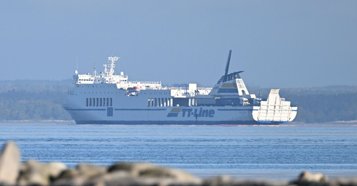 TT-Line vägrar intervjuer – ansvarar för läckande fartyget | SVT Nyheter