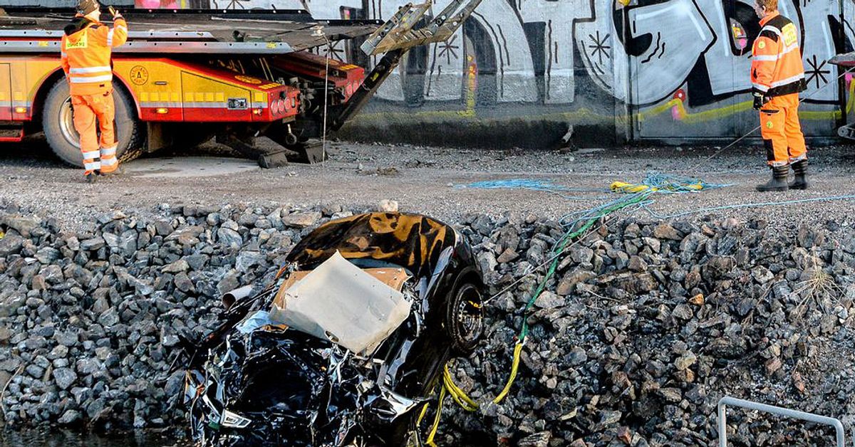 Flashback 2016: Viola Beach killed in car crash | SVT Nyheter