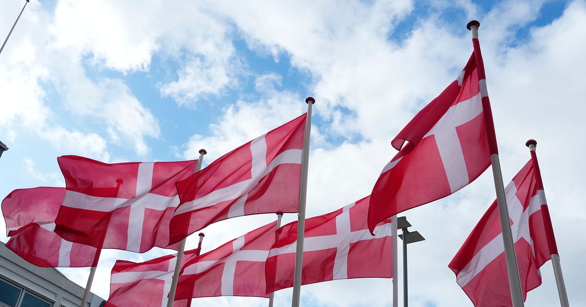 Danske D&oslash;ves Landsforbund: Teckenspr&aring;kstolka  presstr&auml;ffar