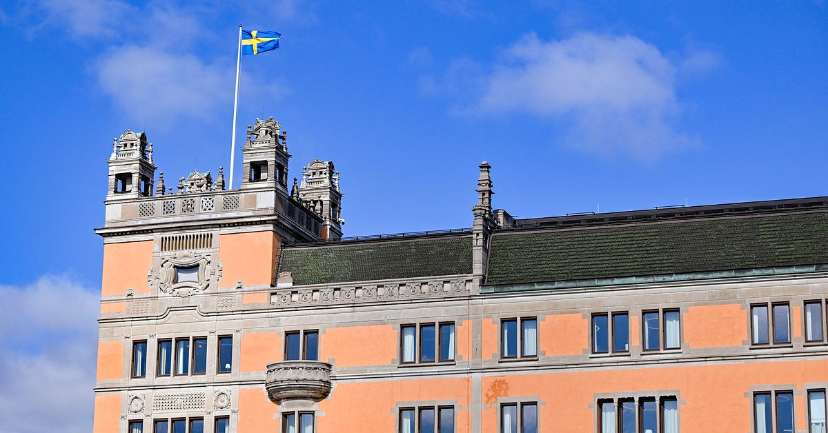 Därför publicerar inte medierna ministerns namn