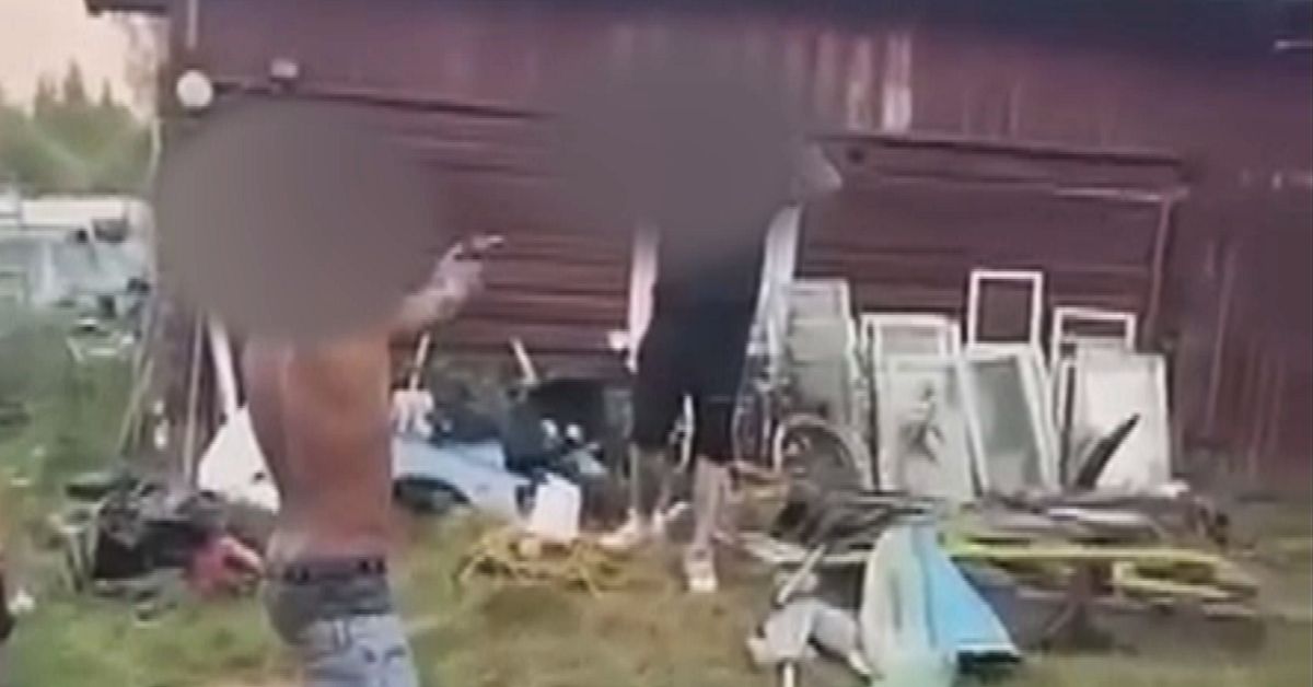 Män i skyddsväst sköt varandra på fest – film spreds i sociala medier