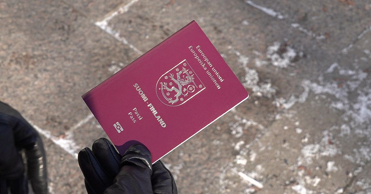 Finland utreder om 10-&aring;riga pass kan s&ouml;kas digitalt utomlands