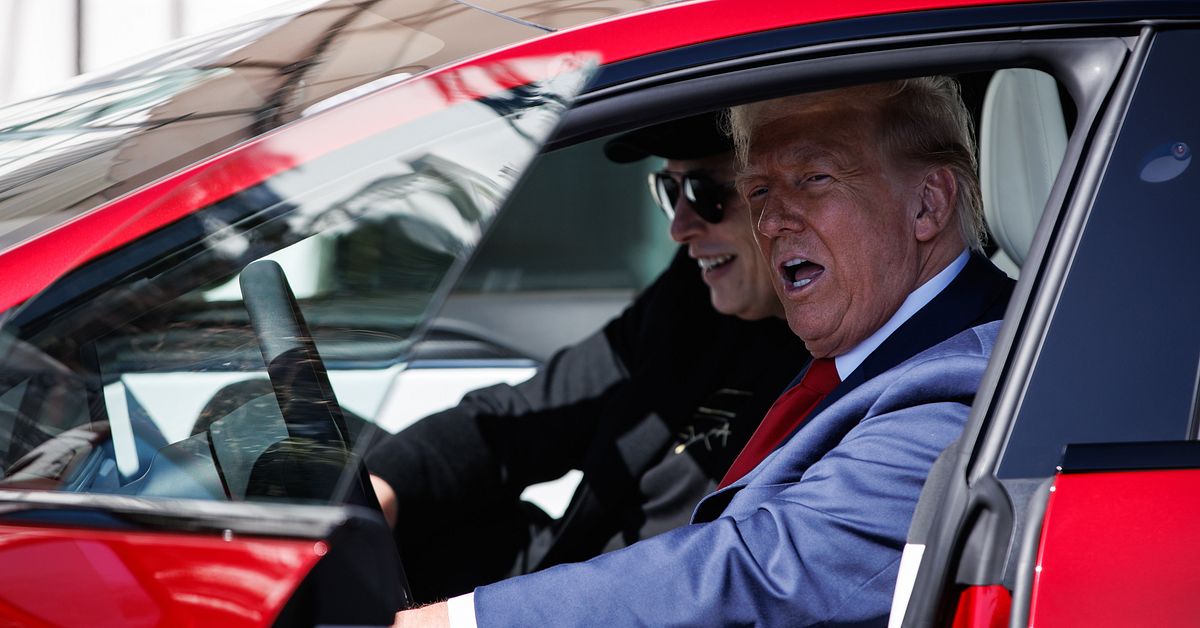 Trump: Elon Musk har tappat förståndet