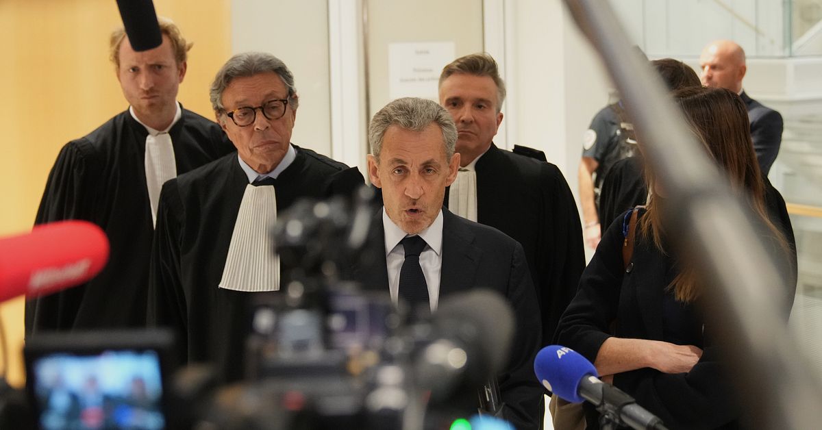 Sarkozy döms till fem års fängelse – efter valpakt med diktator