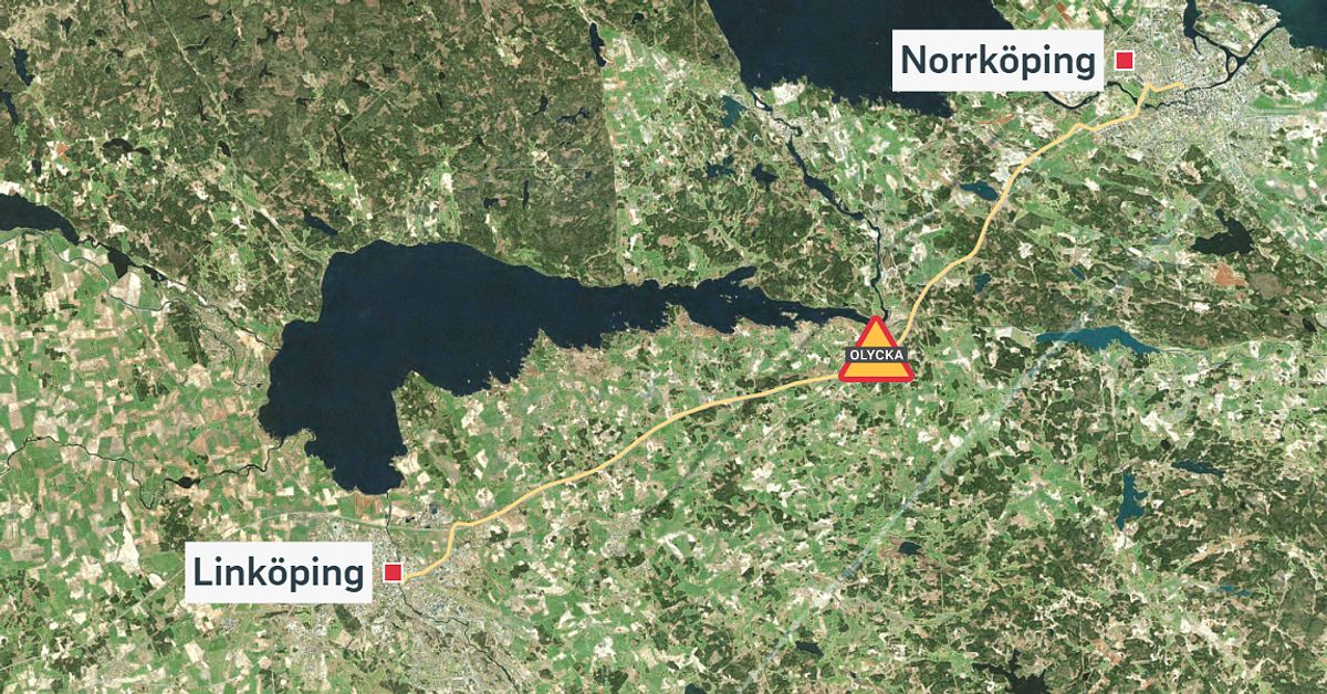 Problem p&aring; E4 efter trafikolycka med farligt gods