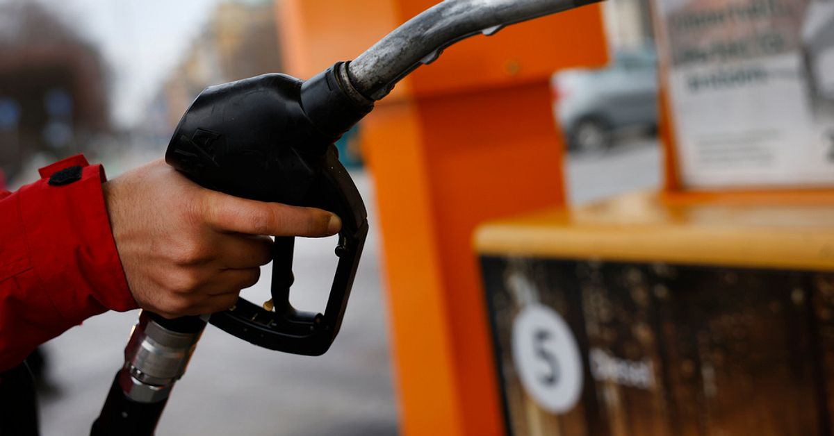 Höjda priser på bensin och diesel