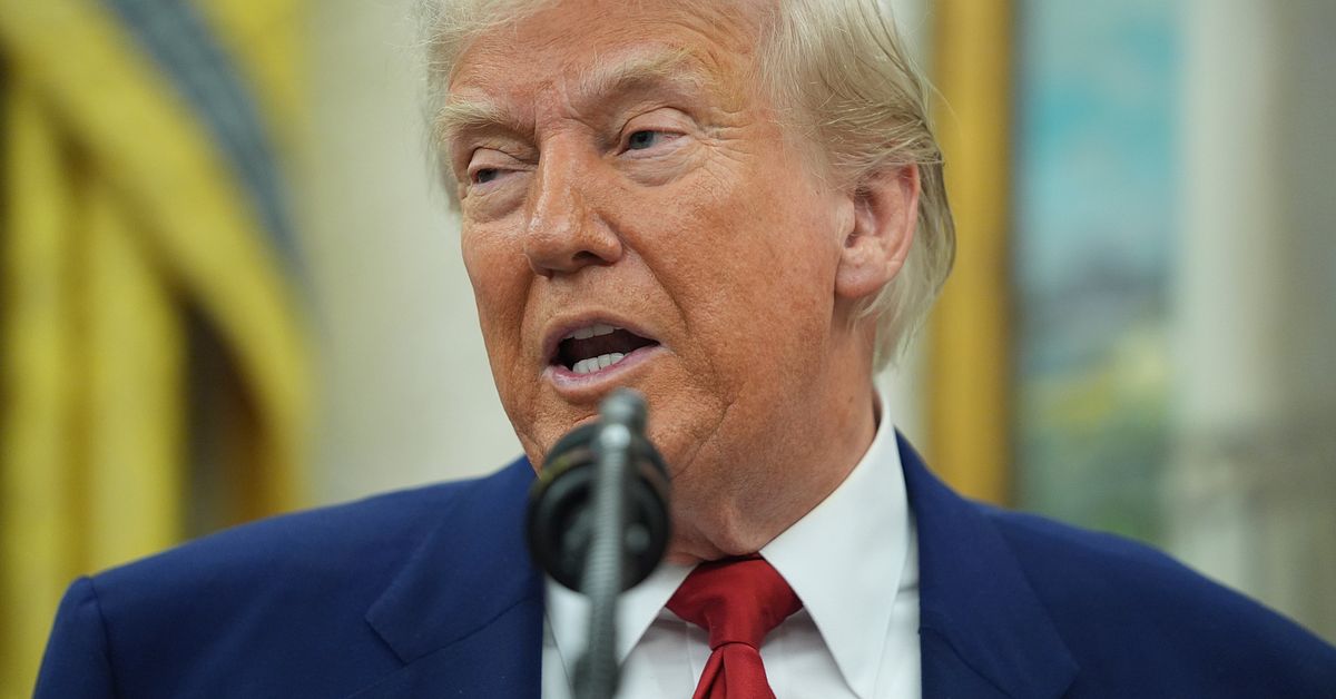Domstol stoppar Trumptullar