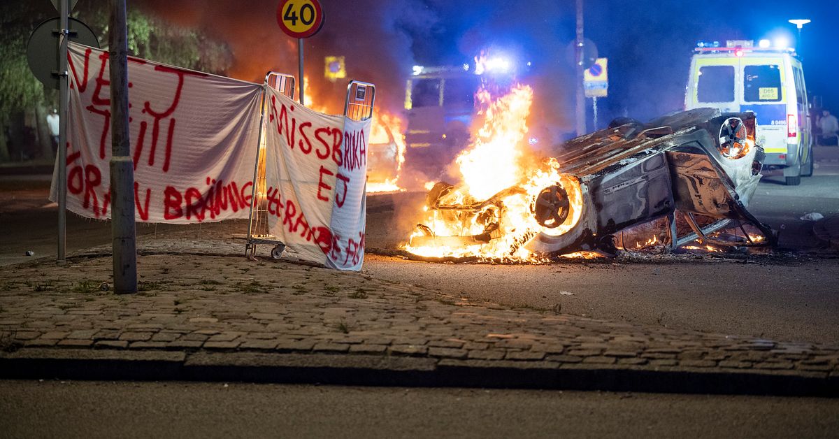 Medier d&ouml;ms att l&auml;mna ut upploppsbilder