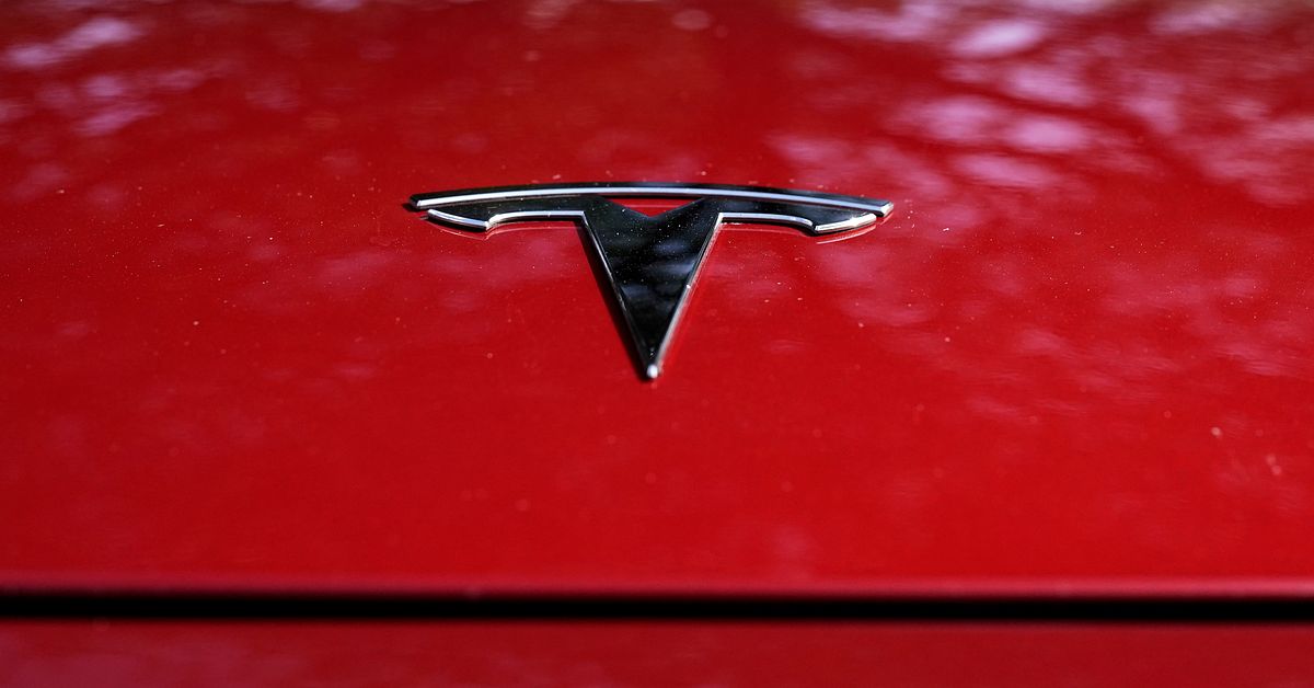 Teslaförsäljning fortsätter störtdyka