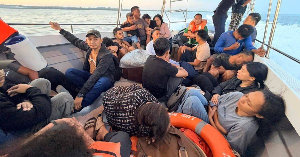 M&aring;nga befaras d&ouml;da i b&aring;tolycka i s&ouml;dra Filippinerna