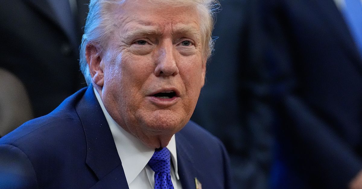 Trump: St&auml;mmer Harvard p&aring; en miljard dollar