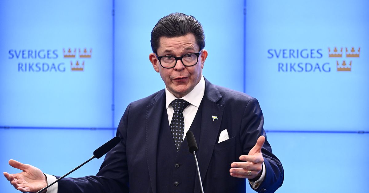 Andreas Norl&eacute;n: Blir omr&ouml;stning om Magdalena Andersson (S) som statsminister