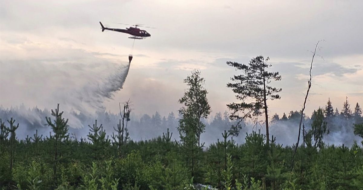 Regnet uteblev – flera dagars släckningsarbete återstår utanför Jokkmokk