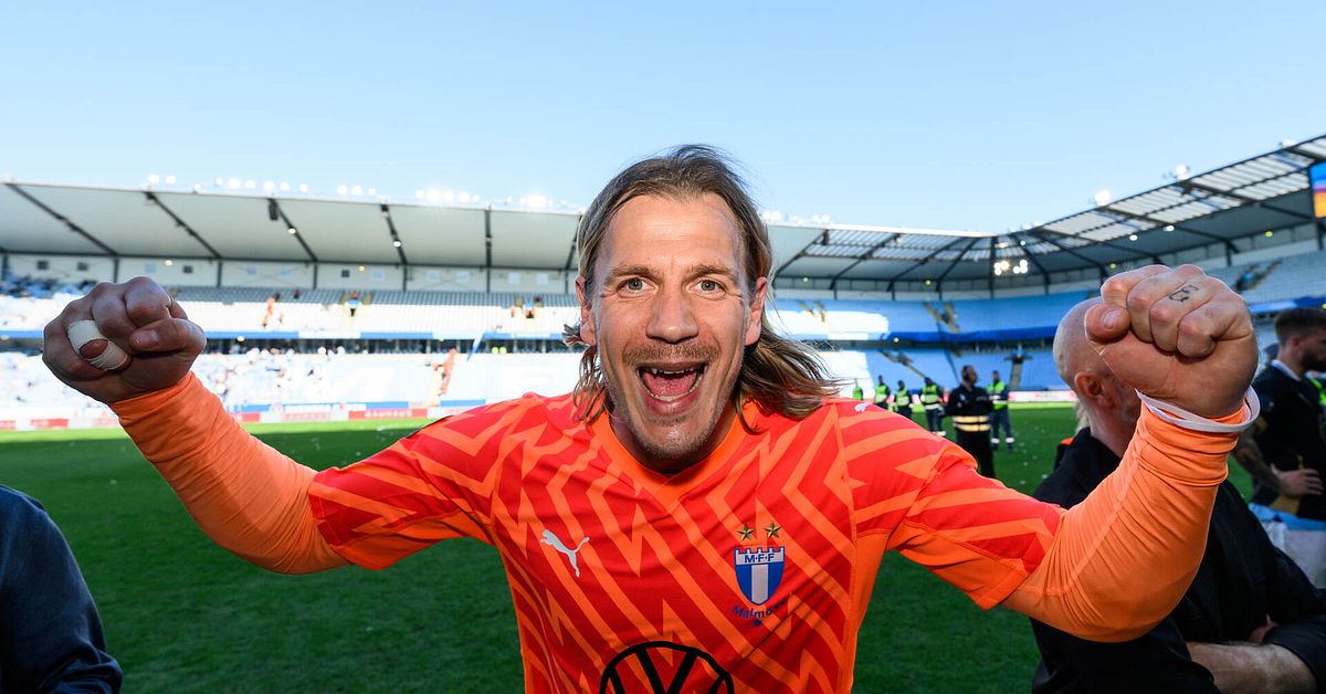 Malmö FF:s målvakt Johan Dahlin hyllas efter straffräddningarna