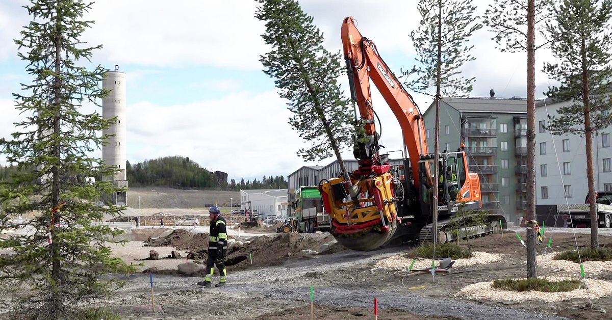 Se tr&auml;den rulla fram i Kiruna &ndash; ska ge liv &aring;t gr&aring;a centrum