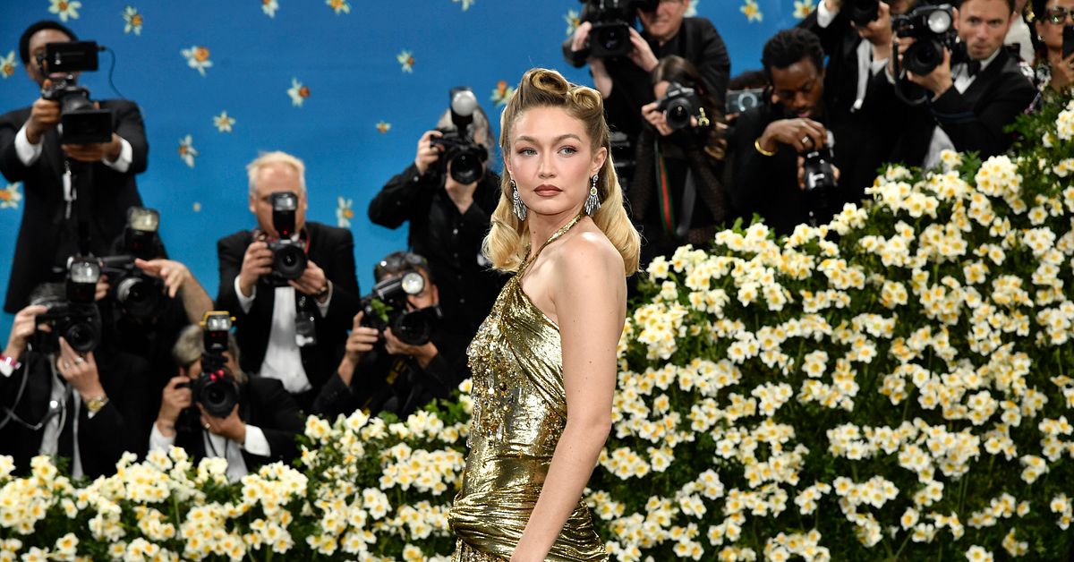 Gigi Hadid om att n&auml;mnas i Epstein-filerna: &rdquo;Aldrig tr&auml;ffat honom&rdquo;