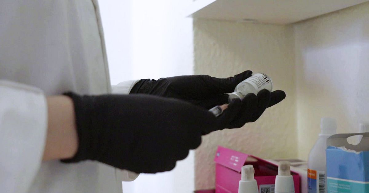 L&auml;kare angav sig sj&auml;lv som patient 1&nbsp;000 g&aring;nger &ndash; fick halv miljon