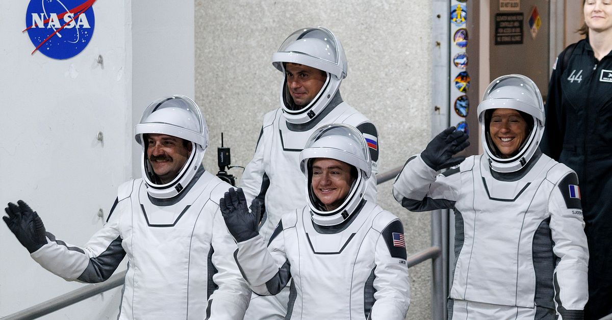 F&ouml;lj svenska Jessica Meirs v&auml;g mot rymden &ndash; SVT s&auml;nder