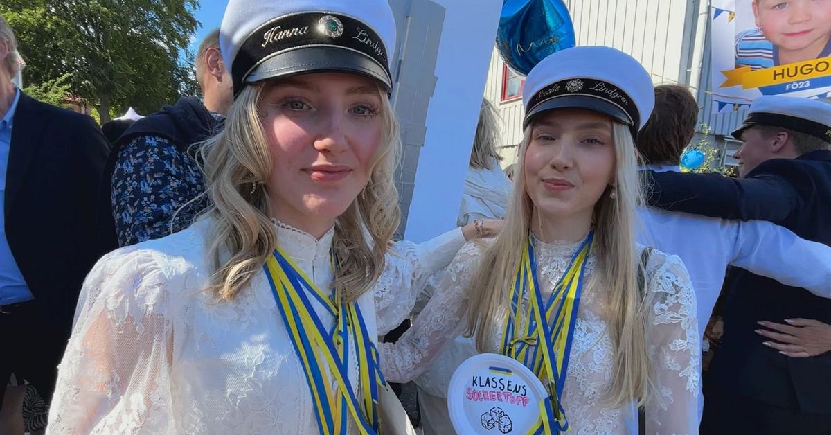 Här tar tvillingarna Hanna och Emelie studenten: ”Underbart 
