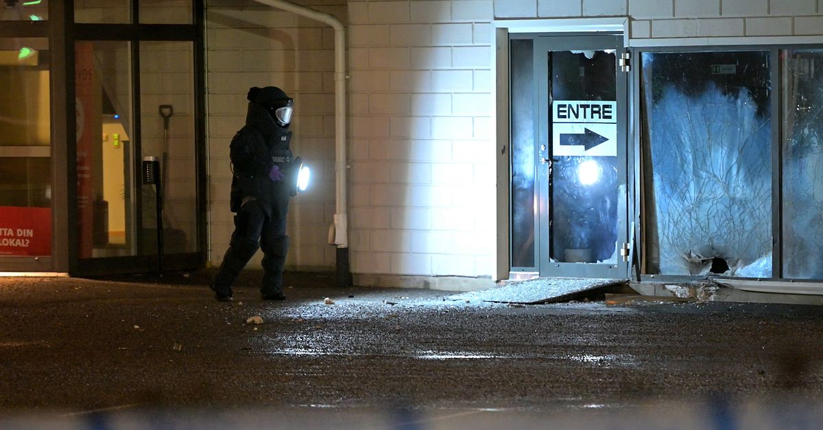 16-åring åtalad för sprängning vid restaurang i Eskilstuna – använde termosbomb