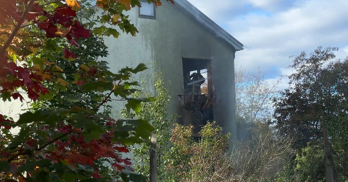 Kraftig villabrand i centrala Filipstad