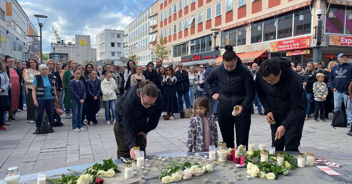 Offren för våldsdåden i Västerås hedrades vid manifestation: ”Tid att visa närvaro”