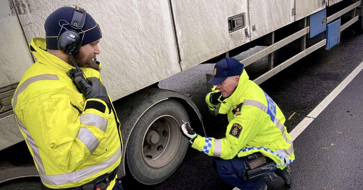 Polis varnar f&ouml;r l&aring;ga krav p&aring; sl&auml;pens d&auml;ck: &rdquo;L&ouml;jligt lite i vinterv&auml;glag&rdquo;