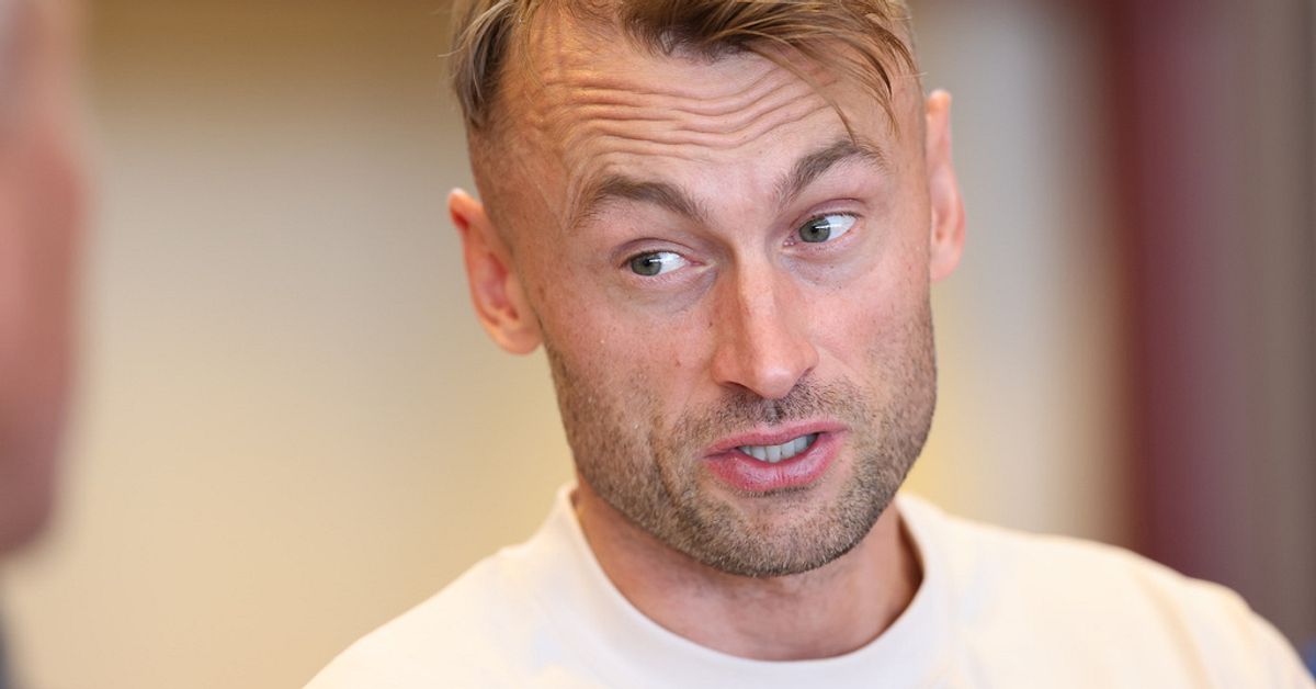 Petter Northug Sets Sights on World Record with Swedish Skiers