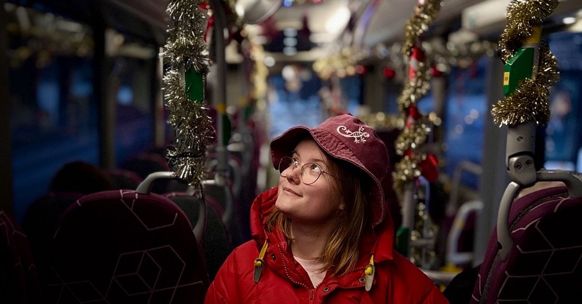 Julkänsla på hjul i Skellefteå – här får resenärer en glittrande busstur