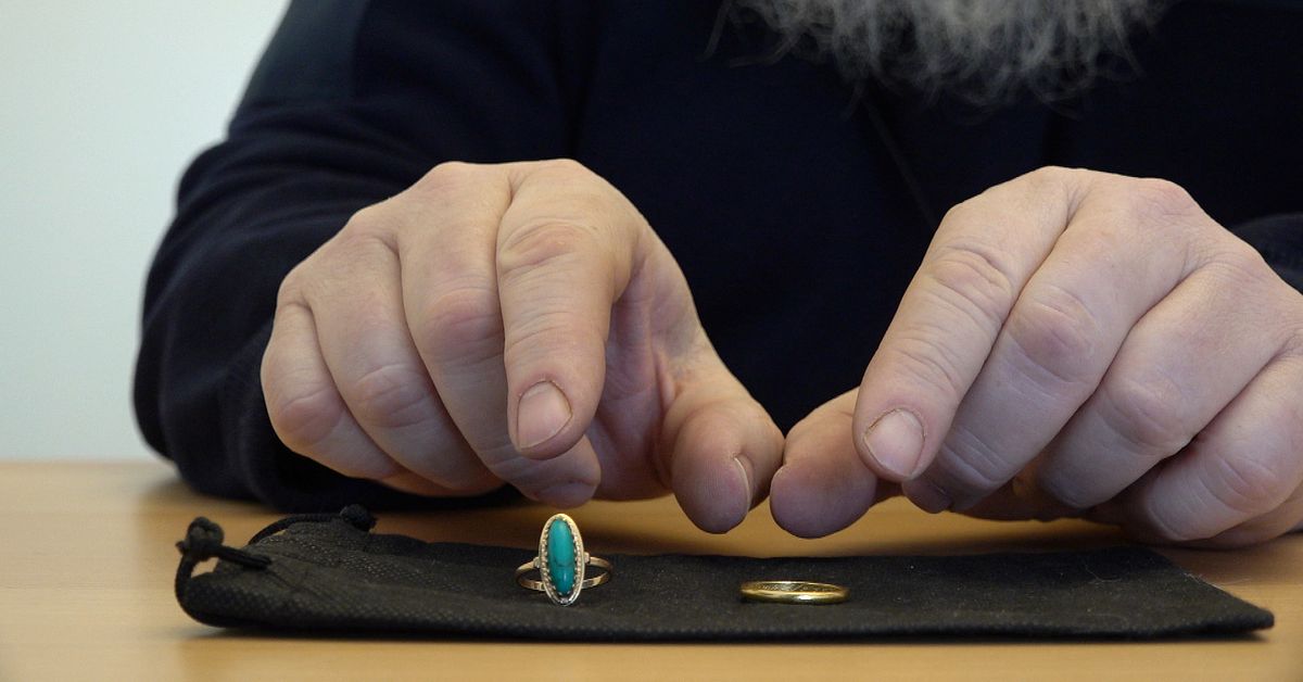 Eskilstunapolisen s&ouml;ker &auml;garen till f&ouml;rlovningsring fr&aring;n 30-talet