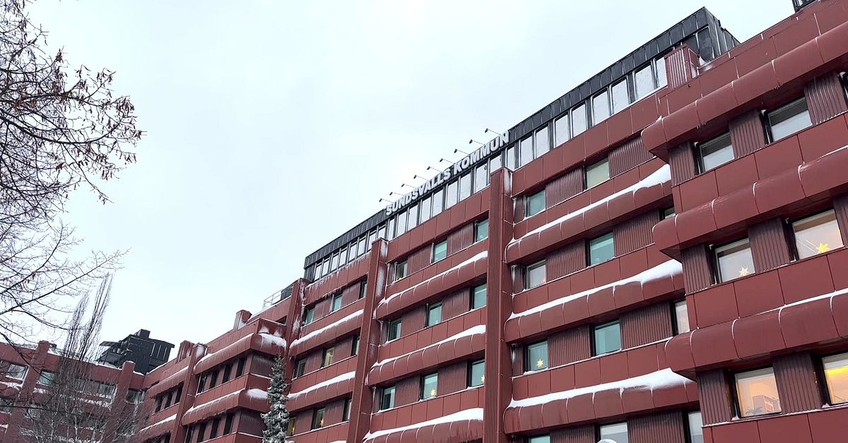 Polistillslag mot kommunhuset i Sundsvall &ndash; fem gripna