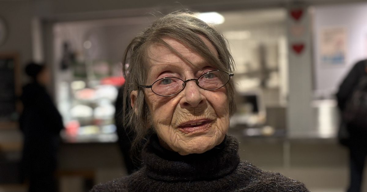 K&ouml;nsval i &auml;ldrev&aring;rden &ndash; Karin vill bli duschad av en kvinna