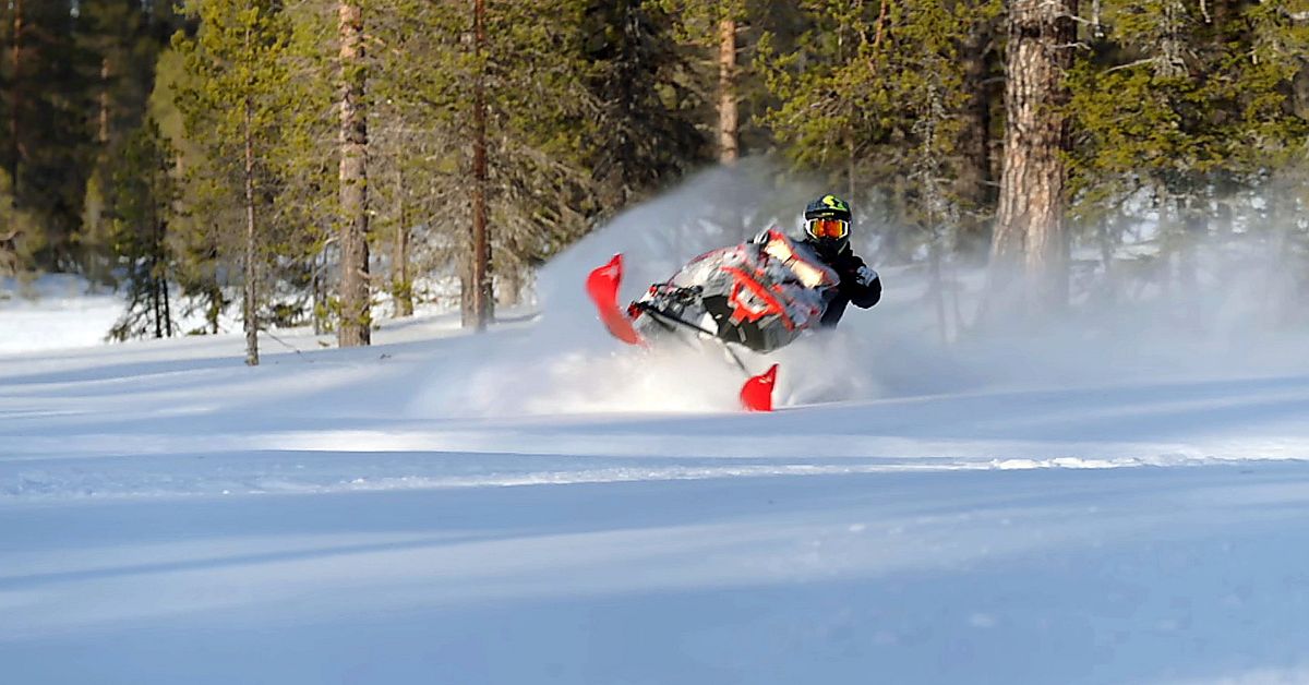 F&ouml;rbud mot att k&ouml;ra sn&ouml;skoter utan mark&auml;garens till&aring;telse v&auml;cker kritik