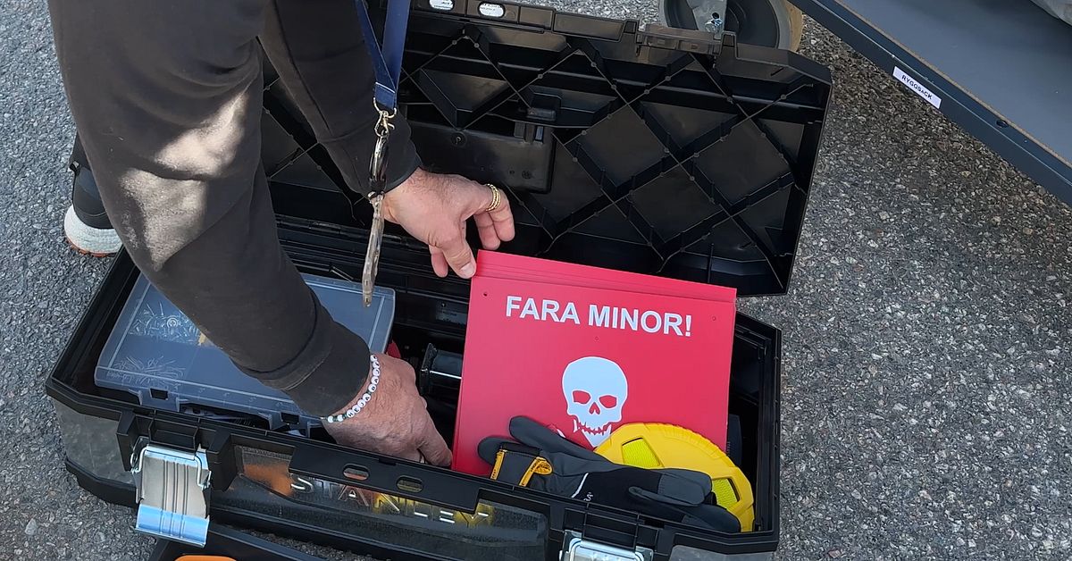 MCF skickar kris- och krigscontainrar till r&auml;ddningstj&auml;nster i hela landet