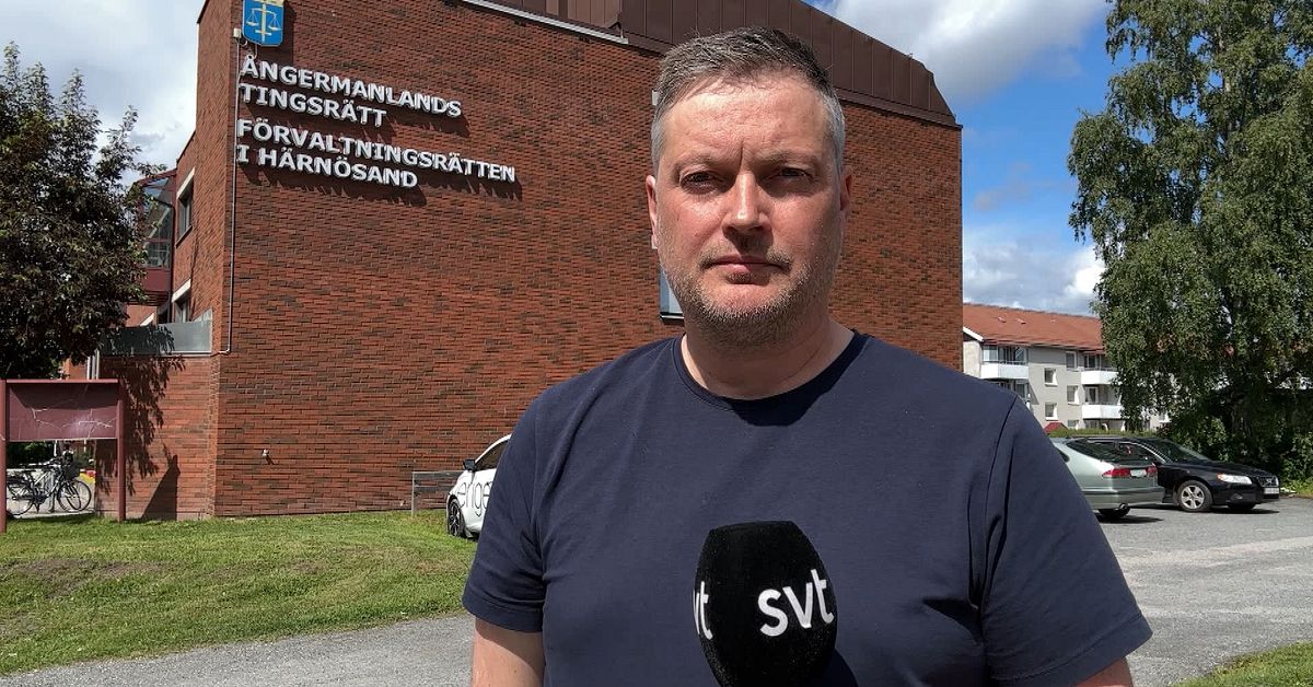 Efter överfallen i Örnsköldsvik – den misstänkte i handfängsel under rättegången