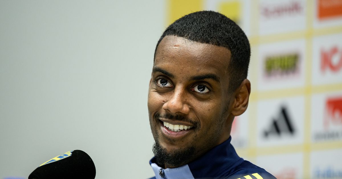 Alexander Isak: ”Det är en utmaning att ha alla på samma bana”